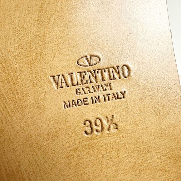 VALENTINO Nappa Soul Flat Rockstud City Sandal Size 39.5 US 9.5 Ankle Strap - Picture 12 of 12